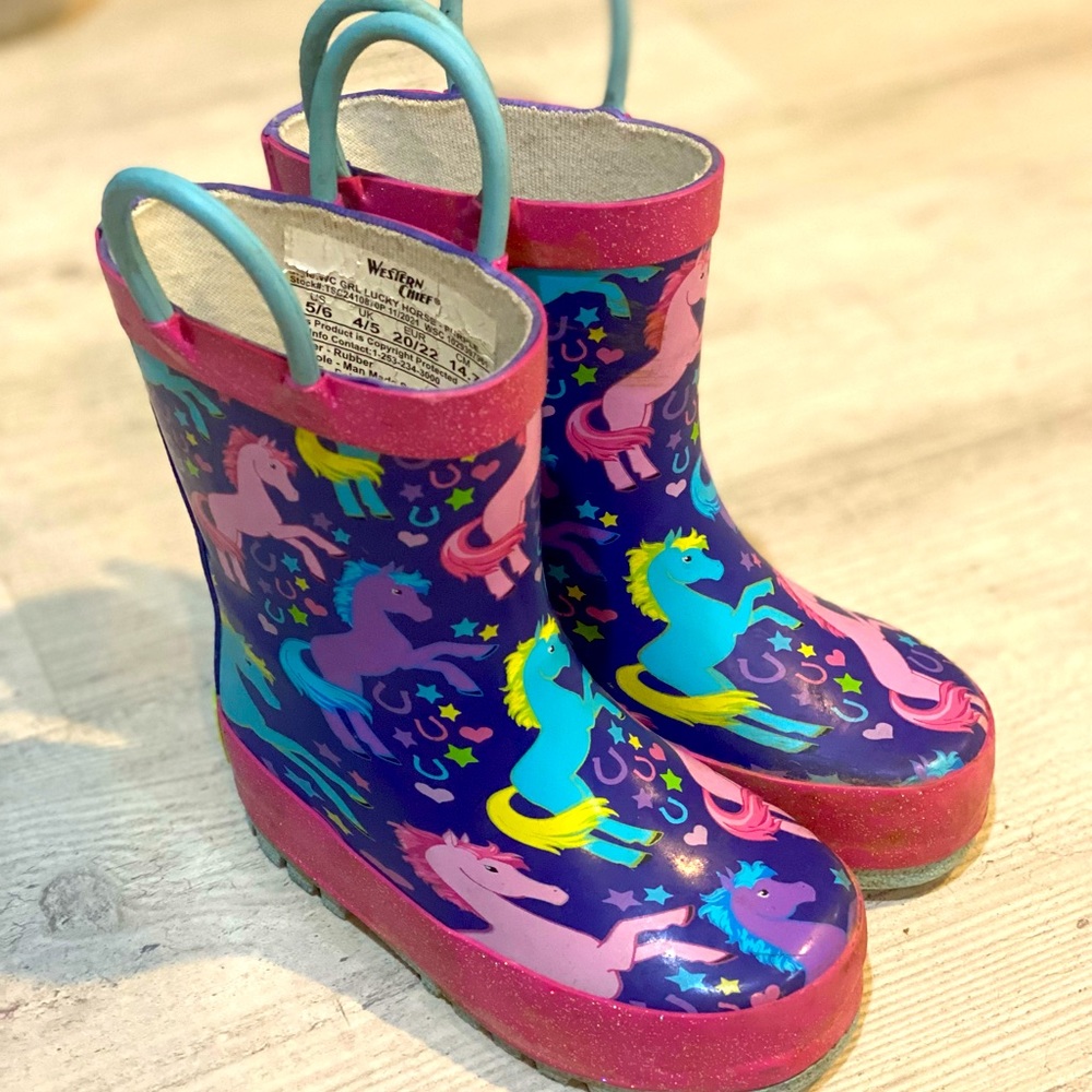 Toddler Girl’s Unicorn Rain boots